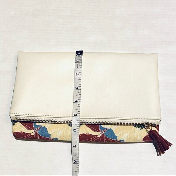 Rachel Pally Springy Fold-Over Floral Clutch Purse - Picture 7 of 7